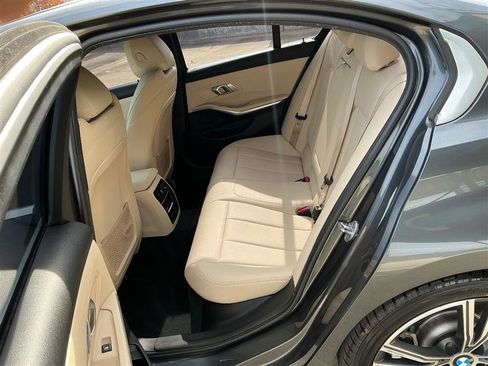 Used 2020 BMW 330i Sedan w/ Premium Package image 35