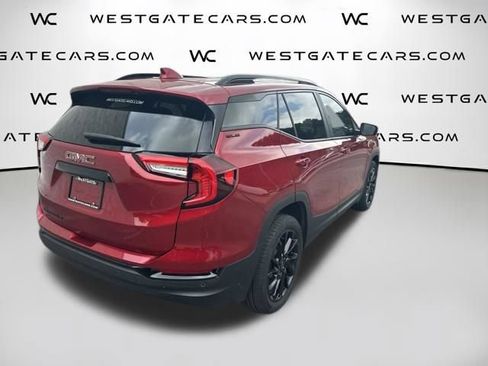 Used 2023 GMC Terrain SLE w/ Elevation Edition FWD image 8