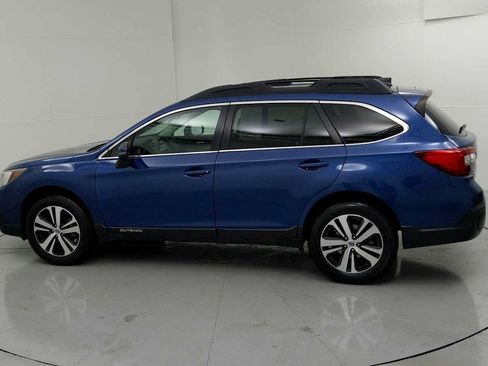 Used 2019 Subaru Outback 2.5i Limited AWD/4WD image 6