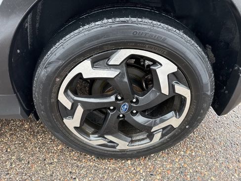 Used 2023 Subaru Crosstrek 2.5i Limited image 7