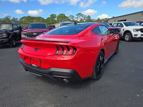 New 2025 Ford Mustang Coupe image 4