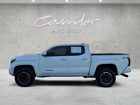 Used 2026 Toyota Tacoma TRD Sport image 13
