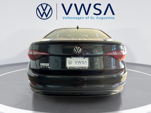 Used 2024 Volkswagen Jetta SE FWD image 7