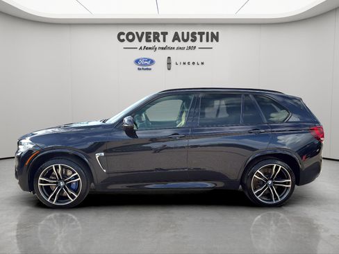 Used 2018 BMW X5 M w/ Executive Package AWD/4WD image 2