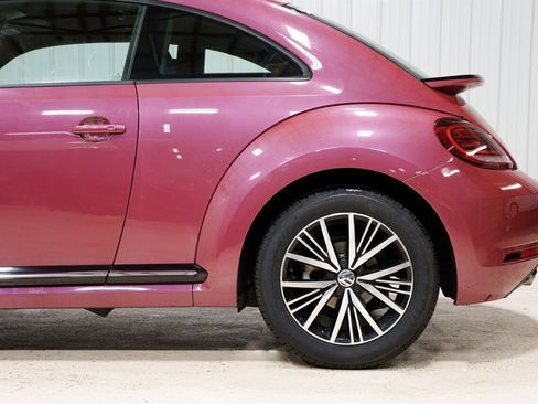 Used 2017 Volkswagen Beetle #PinkBeetle image 4