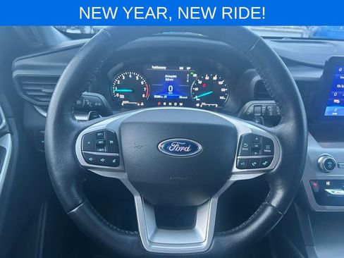 Certified 2021 Ford Explorer XLT w/ Class III Trailer Tow Package image 34