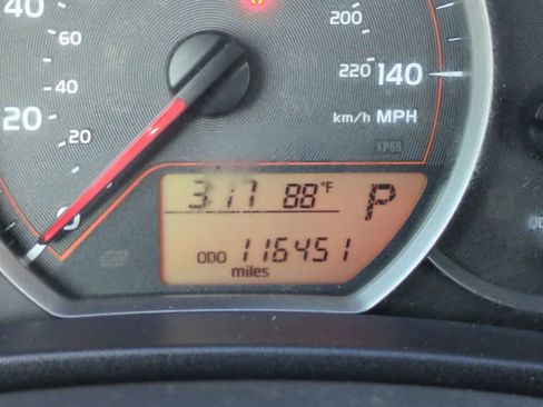 Used 2013 Toyota Yaris LE image 22