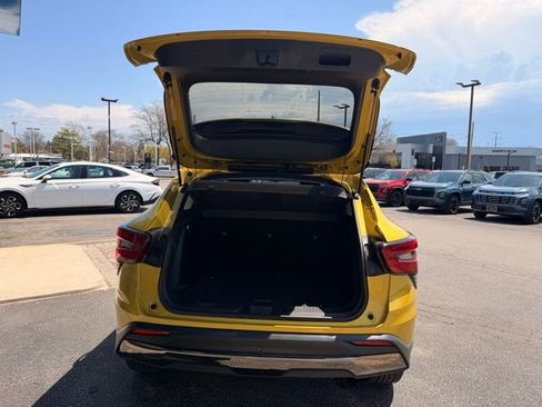 Used 2024 Chevrolet Trax ACTIV w/ Driver Confidence Package image 22