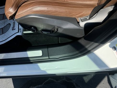 Used 2022 Volvo XC60 B6 Inscription w/ Advanced Package image 16