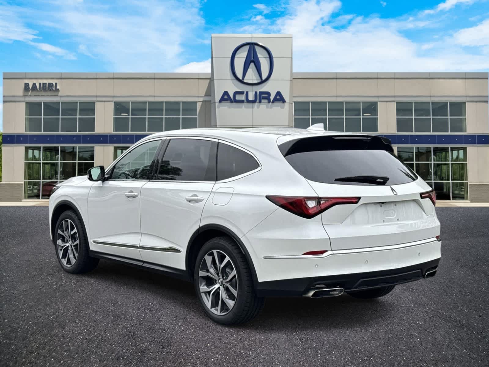 Used 2022 Acura MDX w/ Technology Package AWD/4WD image 3