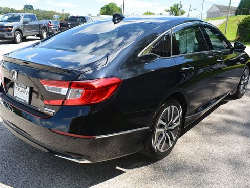 Used 2020 Honda Accord Touring image 5