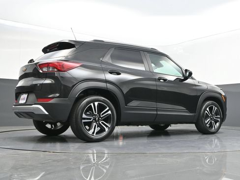 Certified 2024 Chevrolet TrailBlazer LT FWD image 41
