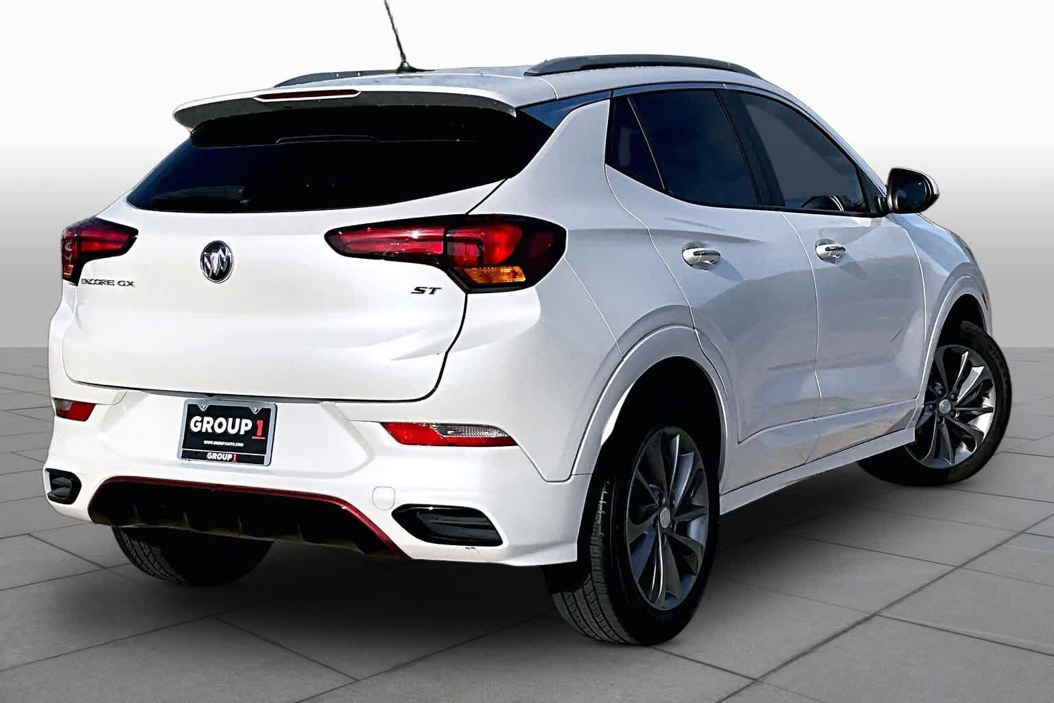Used 2022 Buick Encore GX Select w/ Sport Touring Package FWD image 13