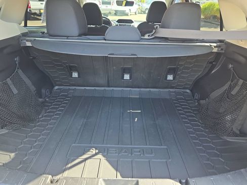 Used 2019 Subaru Crosstrek 2.0i Premium AWD/4WD image 31
