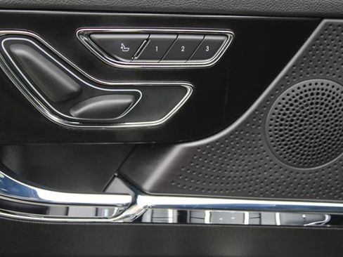 Used 2023 Lincoln Corsair Reserve FWD image 10