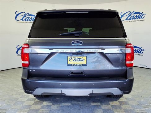 Used 2021 Ford Expedition Max XLT image 4