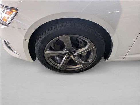 Used 2024 Audi A6 Premium w/ Convenience Package image 24