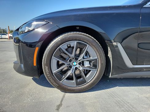 Used 2025 BMW i4 eDrive40 w/ Parking Assistance Package RWD image 5