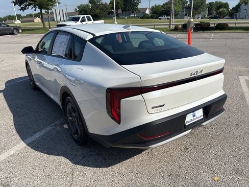 Used 2025 Kia K4 FWD image 20