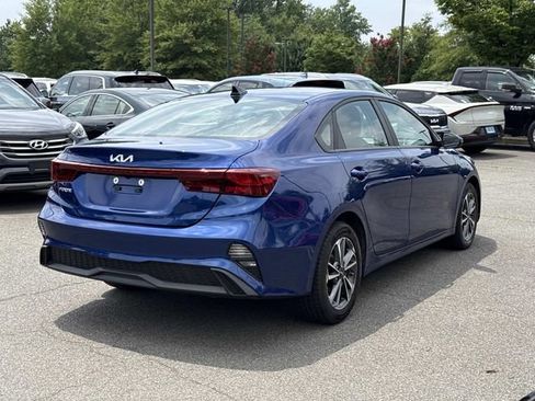 Used 2024 Kia Forte LXS w/ LXS Technology Package FWD image 2