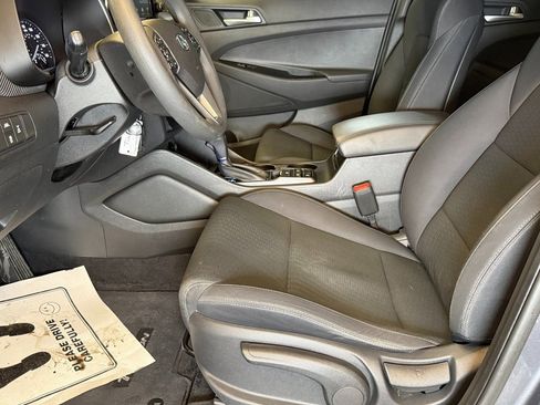 Used 2019 Hyundai Tucson SE image 20