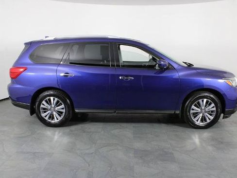 Certified 2020 Nissan Pathfinder S FWD image 12