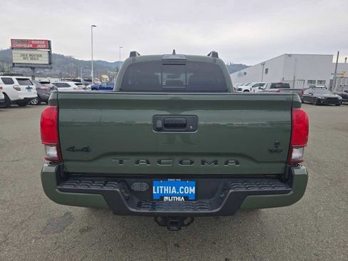 Used 2021 Toyota Tacoma SR5 image 4