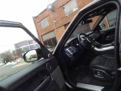 Used 2016 Land Rover Range Rover Sport HSE image 10