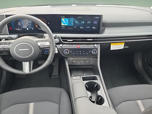 Certified 2026 Hyundai Sonata SEL FWD image 17