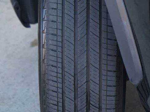 Used 2024 Toyota RAV4 LE image 29