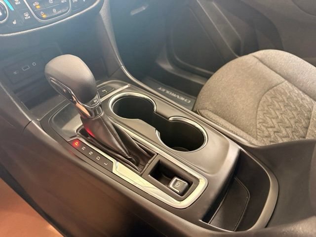 Used 2024 Chevrolet Equinox LT FWD image 17