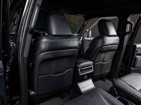 Used 2025 Lexus GX 550 image 34