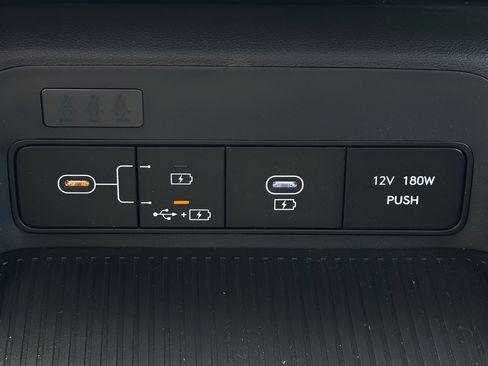 Certified 2024 Hyundai Kona SEL FWD image 28