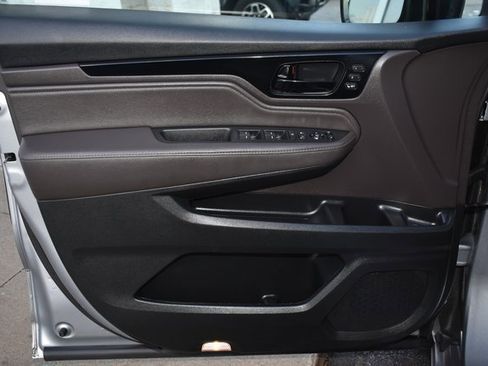 Used 2023 Honda Odyssey Elite image 14