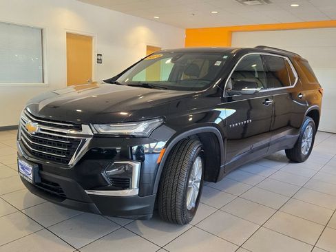 Certified 2023 Chevrolet Traverse LT w/ LPO, Floor Liner Package AWD/4WD image 4