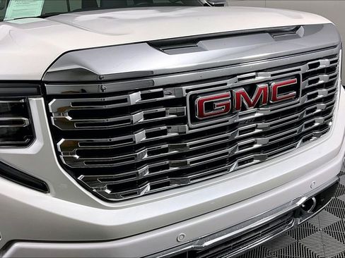 Certified 2024 GMC Sierra 1500 Denali w/ Denali Reserve Package AWD/4WD image 31