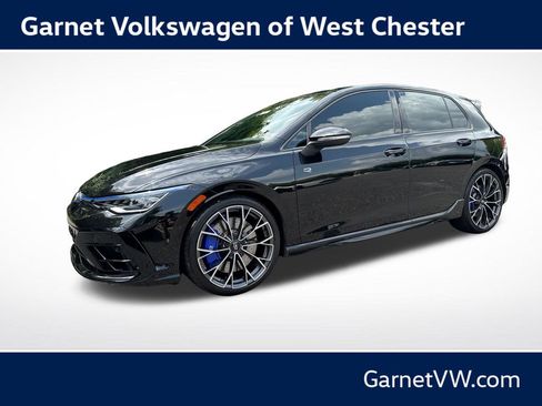Used 2025 Volkswagen Golf w/ Euro Style Package AWD/4WD image 1