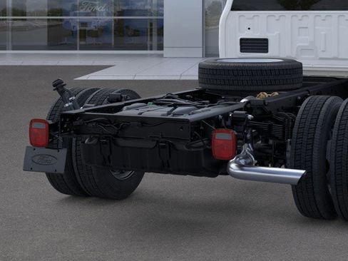 New 2026 Ford F550 4x4 Supercab Super Duty image 23