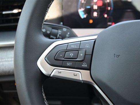 New 2025 Volkswagen Tiguan S image 10