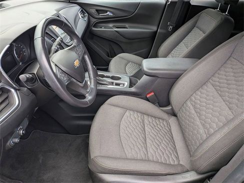 Used 2019 Chevrolet Equinox LT image 12