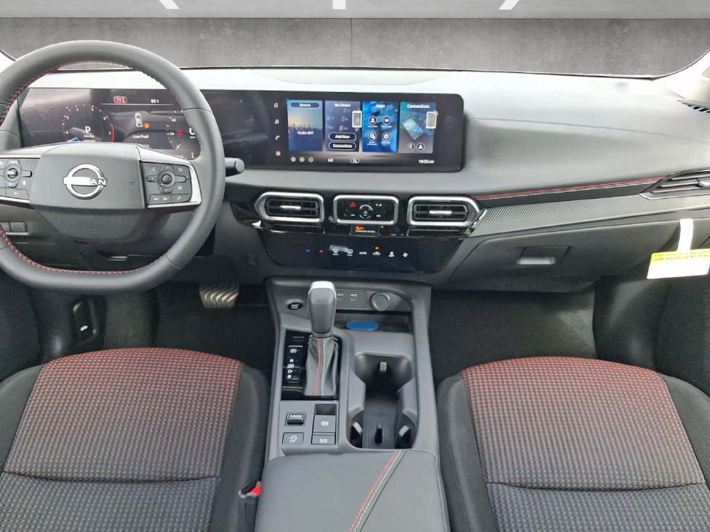 New 2027 Nissan Sentra SR FWD image 4
