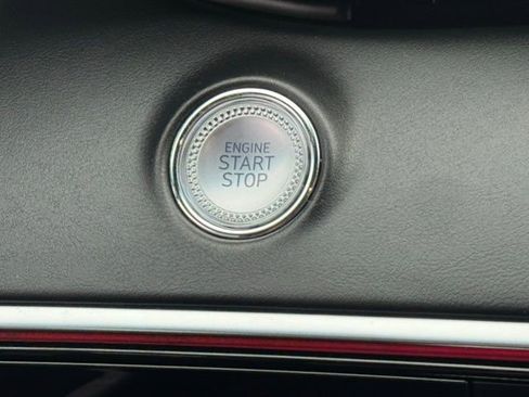 Used 2022 Genesis GV70 2.5T w/ Sport Prestige Package image 30