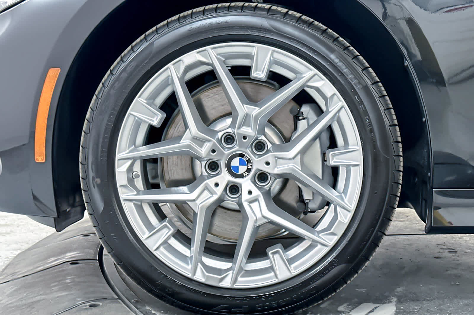 Used 2026 BMW 330i Sedan w/ Convenience Package RWD image 24
