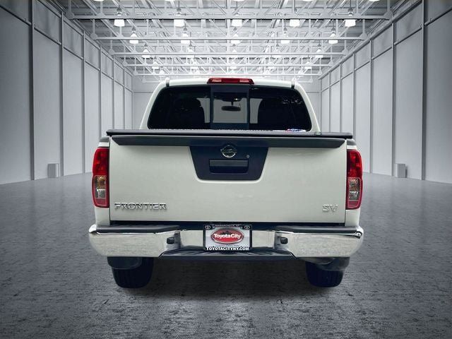 Used 2021 Nissan Frontier SV RWD image 9
