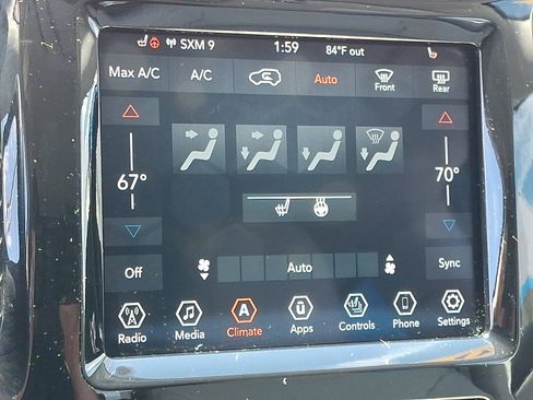 Used 2020 Jeep Cherokee Limited AWD/4WD image 17
