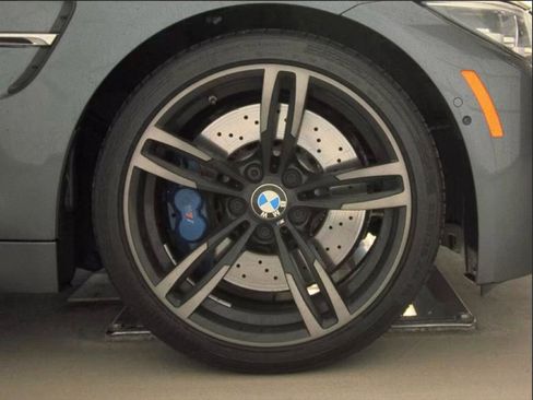 Used 2020 BMW M4 Convertible w/ Executive Package image 10