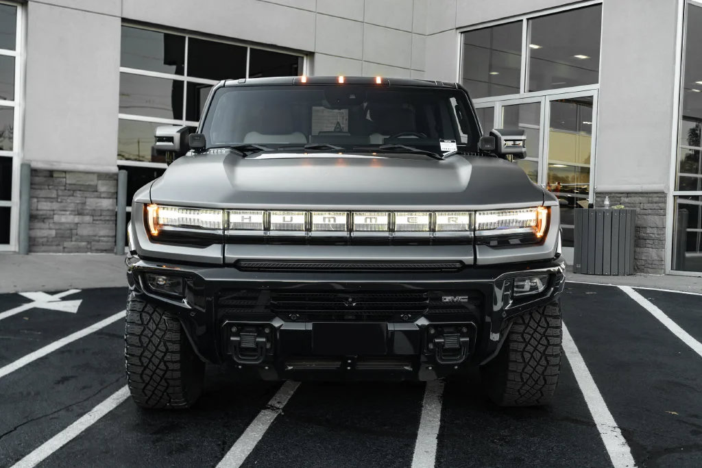 Used 2022 GMC Hummer EV Edition 1 w/ LPO, Illumination Package AWD/4WD image 3