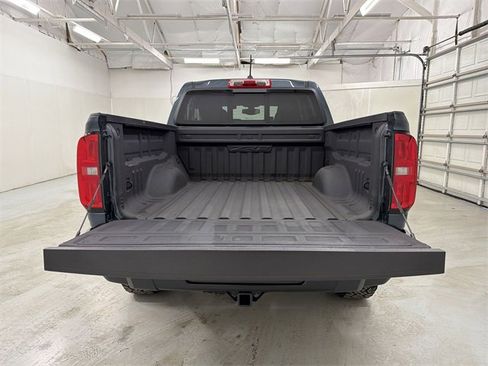 Used 2019 Chevrolet Colorado ZR2 image 15