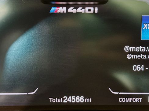 Used 2023 BMW M440i Coupe w/ Premium Package image 9