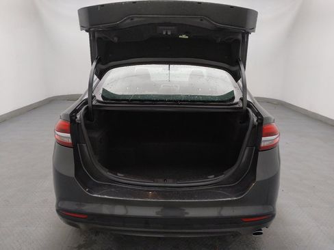 Used 2018 Ford Fusion S image 29